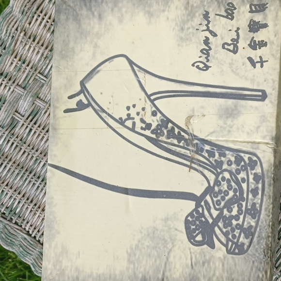 New in Box Velvet Black Flats - Picture 6 of 7